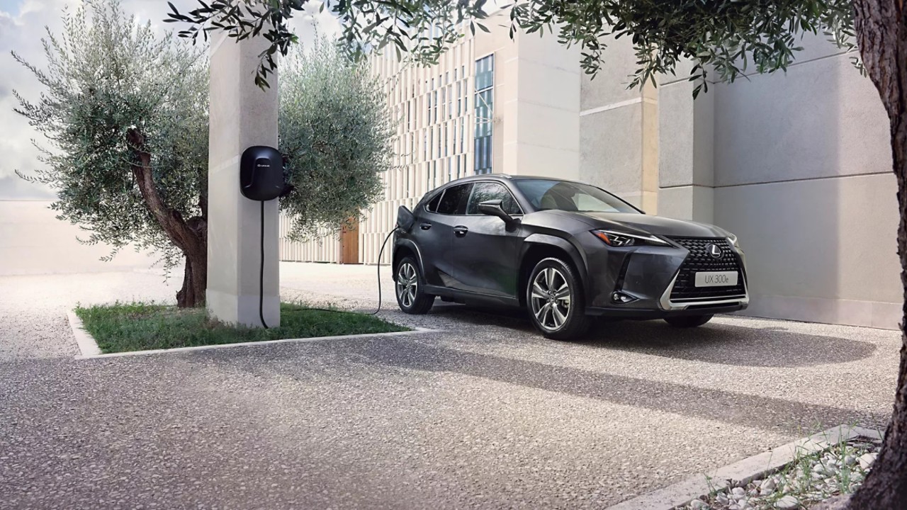 Lexus UX 300e MC23 Executive neuf