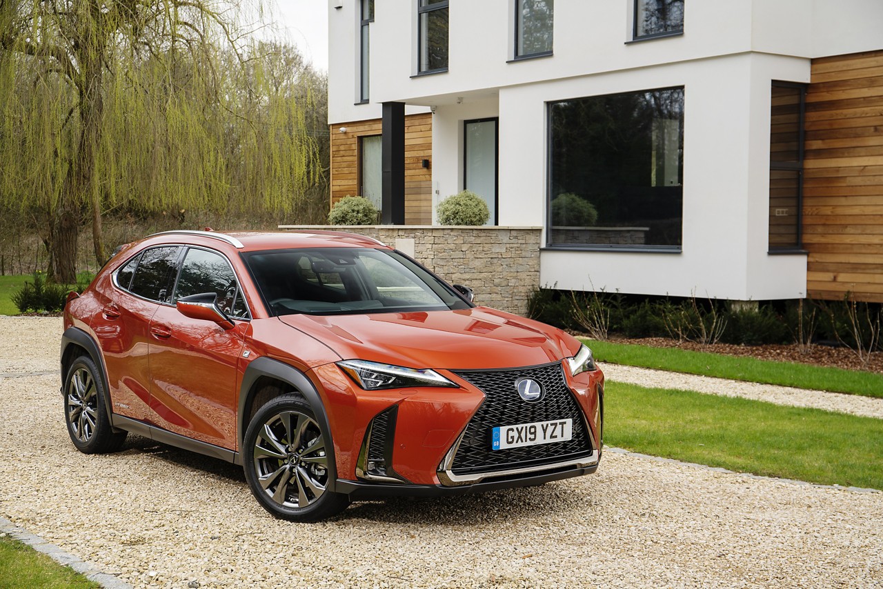 Lexus UX Hybride LLD